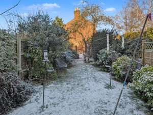 Photo 17- click for photo gallery